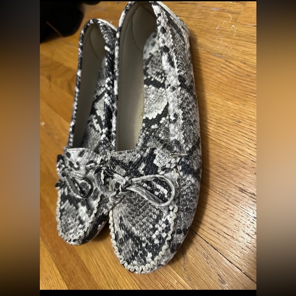 Loafer - Picture 3 of 4